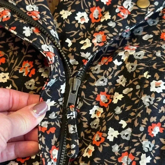 Hei Hei | Anthropologie Tinsley Floral Cropped Asymmetrical Zip Moto Jacket - Picture 7 of 10